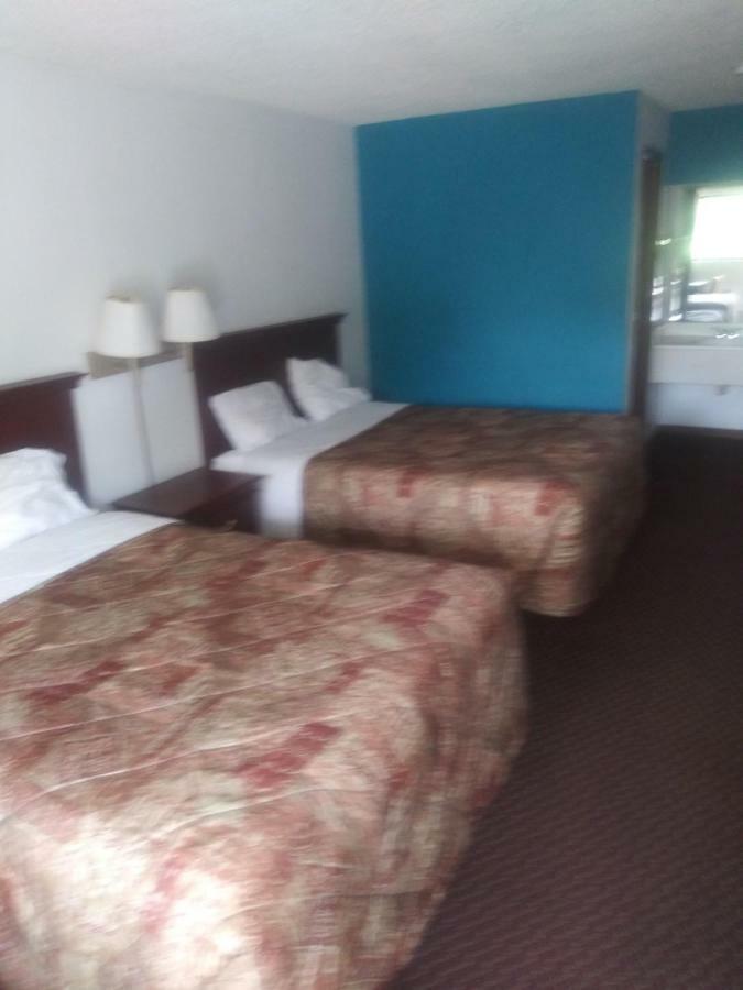 Rodeway Inn โจนส์โบโร ภายนอก รูปภาพ
